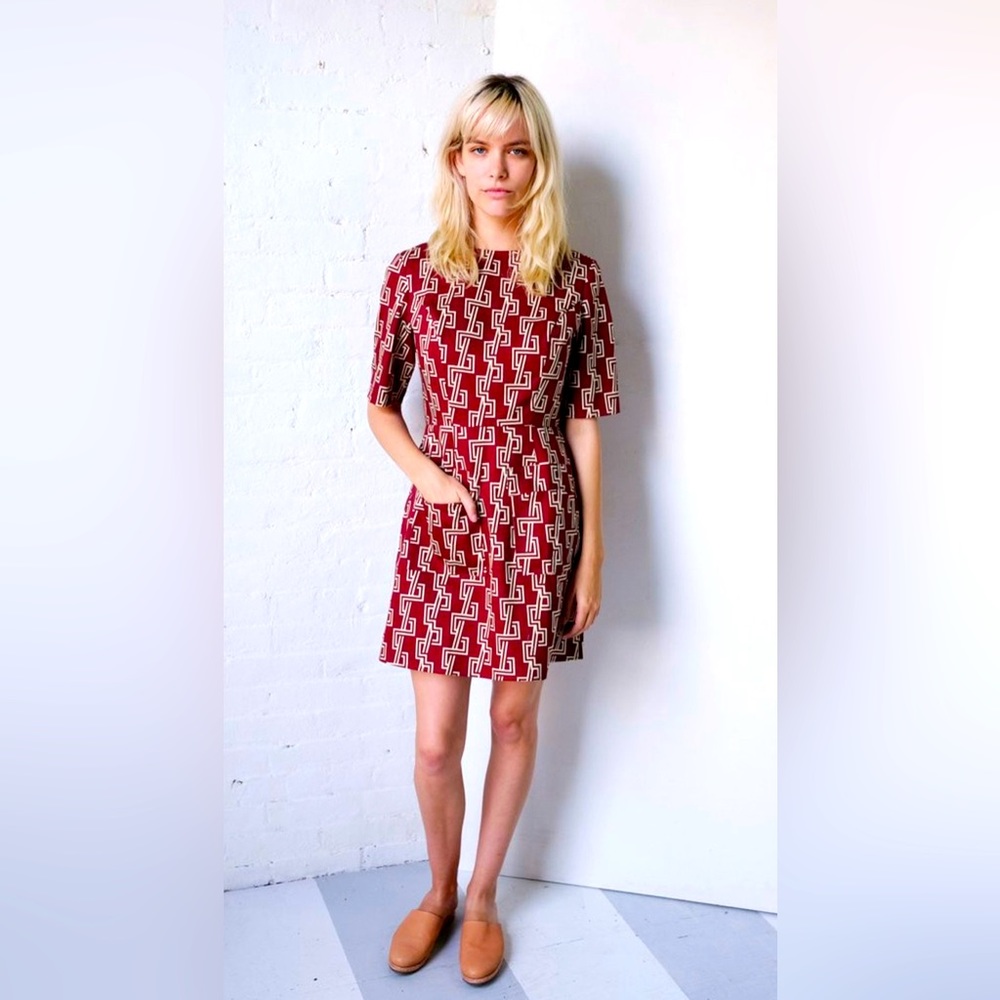 Dusen Dusen Mini Dress Patch Pocket- Size 4